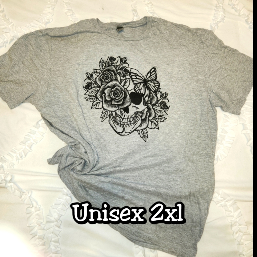 FLORAL SKULL tee